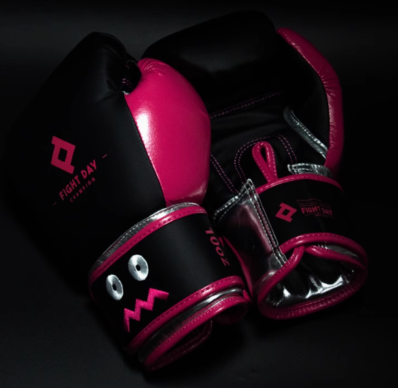 【FOX BOXING】FIGHTDAY Champions Boxing Gloves Black/Red
